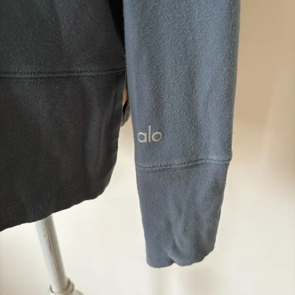ALO YOGA Fluid Tunic Hoodie Tunic Concrete Gray Blue Scooped Neck Sweatshirt M - Picture 7 of 9